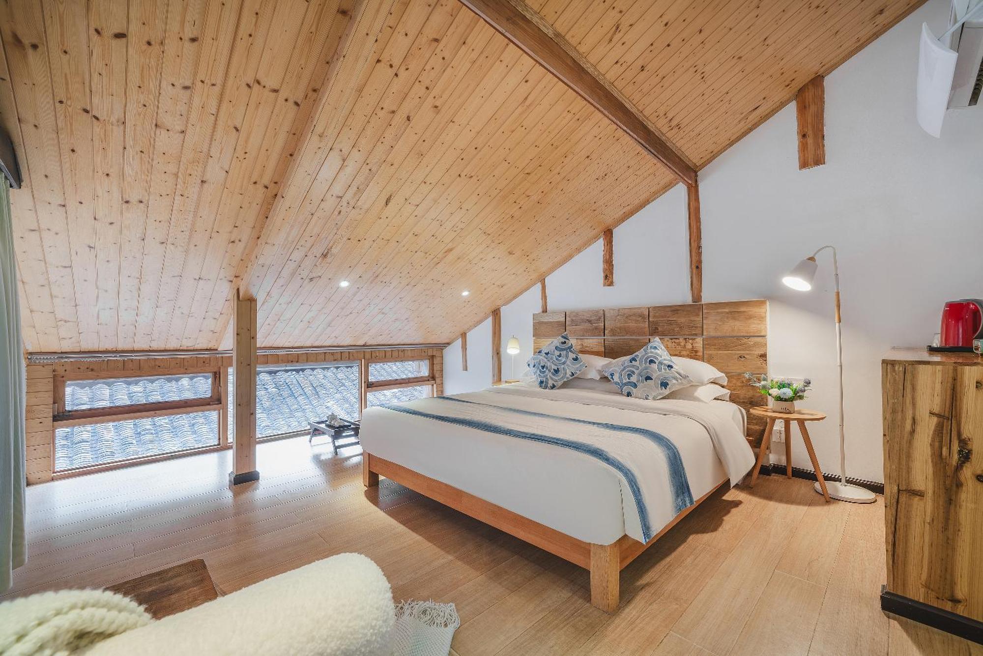 肇兴溪舍山堂 Creekside Inn Липин Екстериор снимка